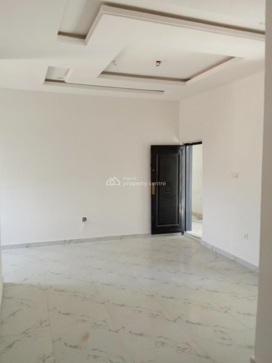 Well Maintained 2 Bedroom Flat, Ologunfe, Awoyaya, Ibeju Lekki, Lagos, Flat / Apartment for Rent