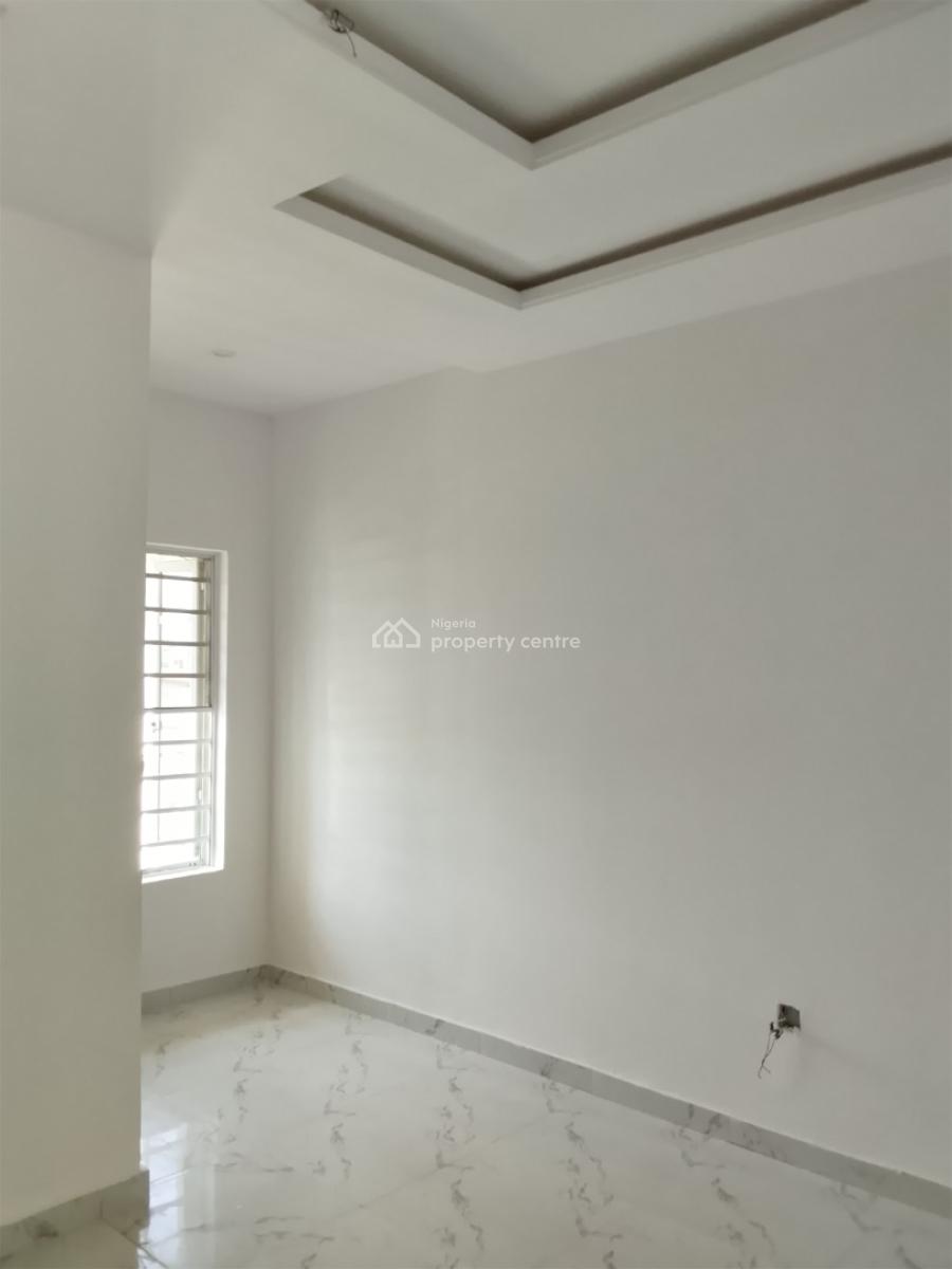 Well Maintained 2 Bedroom Flat, Ologunfe, Awoyaya, Ibeju Lekki, Lagos, Flat / Apartment for Rent