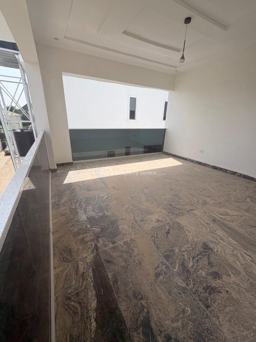 6-bedroom Duplex, Lugbe District, Abuja, Detached Duplex for Sale