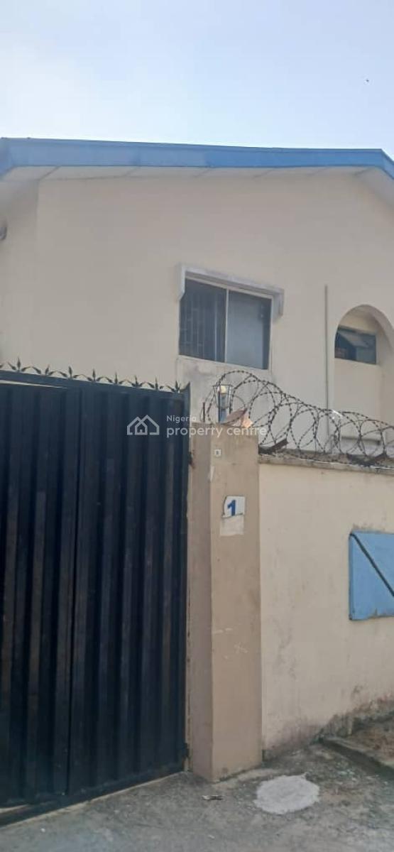 Standard Lovely 3-bedroom House, Ado, Ajah, Lagos, Block of Flats for Sale