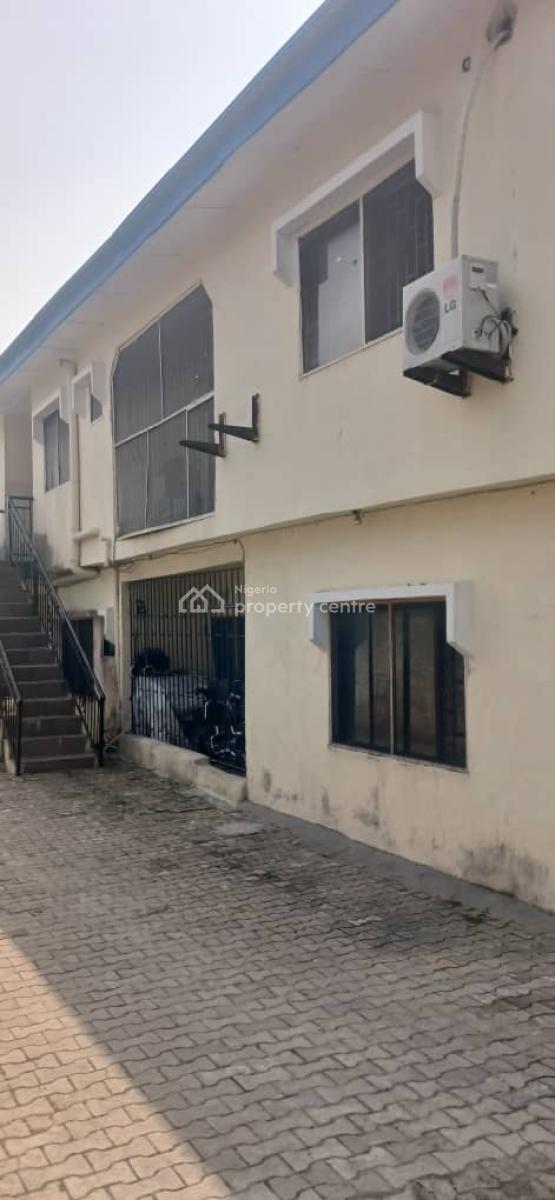 Standard Lovely 3-bedroom House, Ado, Ajah, Lagos, Block of Flats for Sale