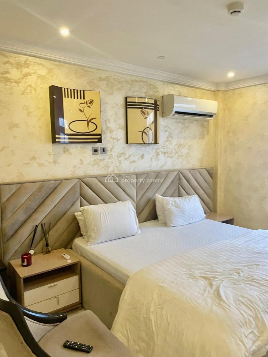 Brand New 2 Bedroom Apartment with Ps5 and Snooker Board, Lekki Phase 1, Lekki, Lagos, Flat / Apartment Short Let