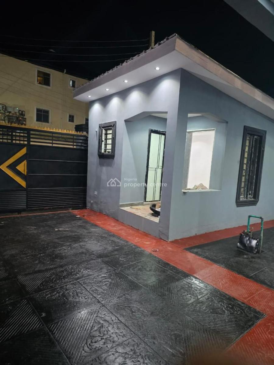 Beautiful 5 Bedroom Terraced Duplex, Ajao Estate Off Airport Road, Ikeja, Lagos, Terraced Duplex for Sale