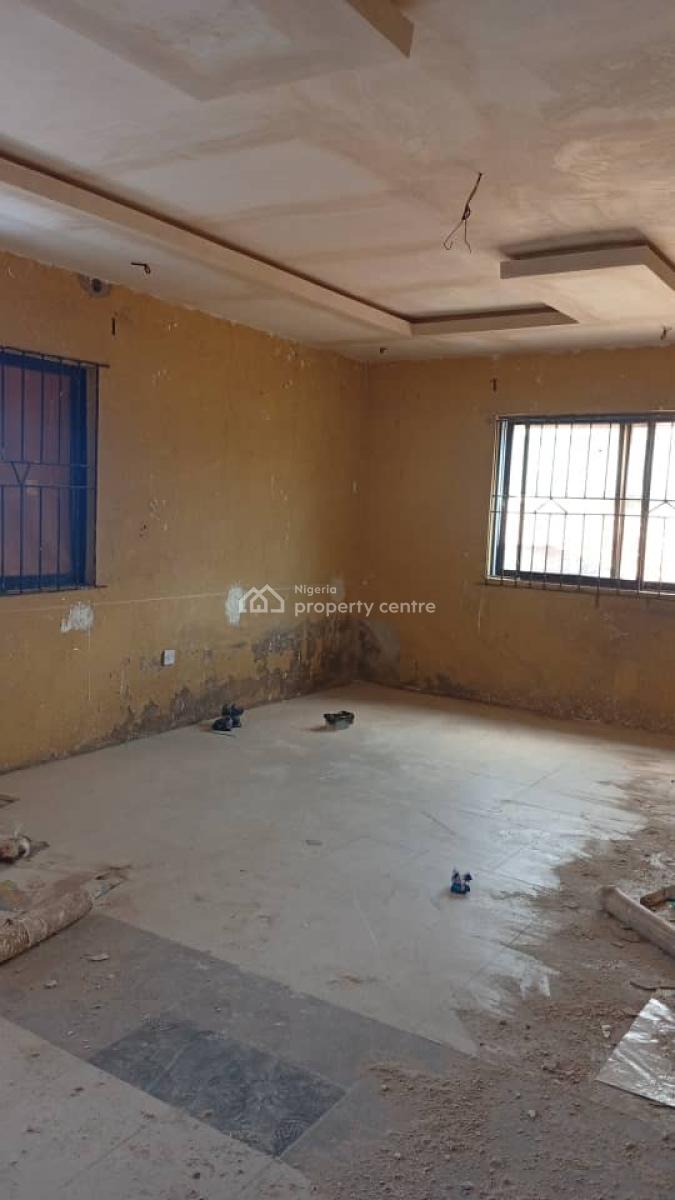 Spacious Mini Flat, Gra Phase 1, Magodo, Lagos, Flat / Apartment for Rent