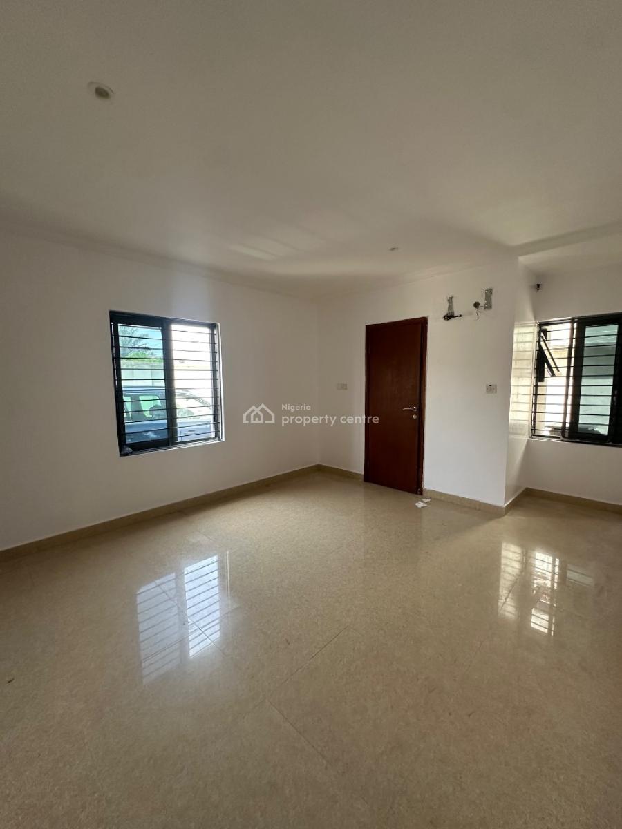 Nice 3 Bedroom Apartment with Bq, Castle and Temple Drive, Lekki Phase 1, Lekki, Lagos, Flat / Apartment for Rent