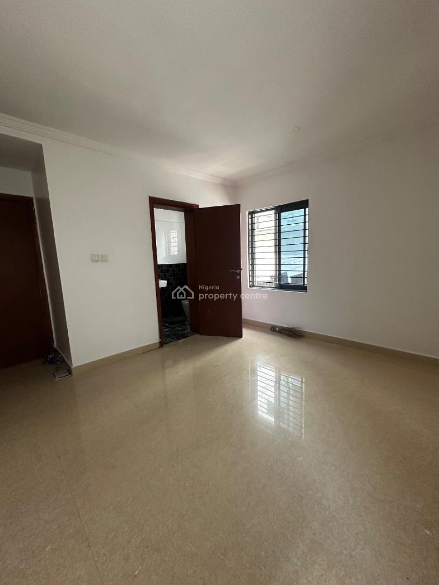 Nice 3 Bedroom Apartment with Bq, Castle and Temple Drive, Lekki Phase 1, Lekki, Lagos, Flat / Apartment for Rent