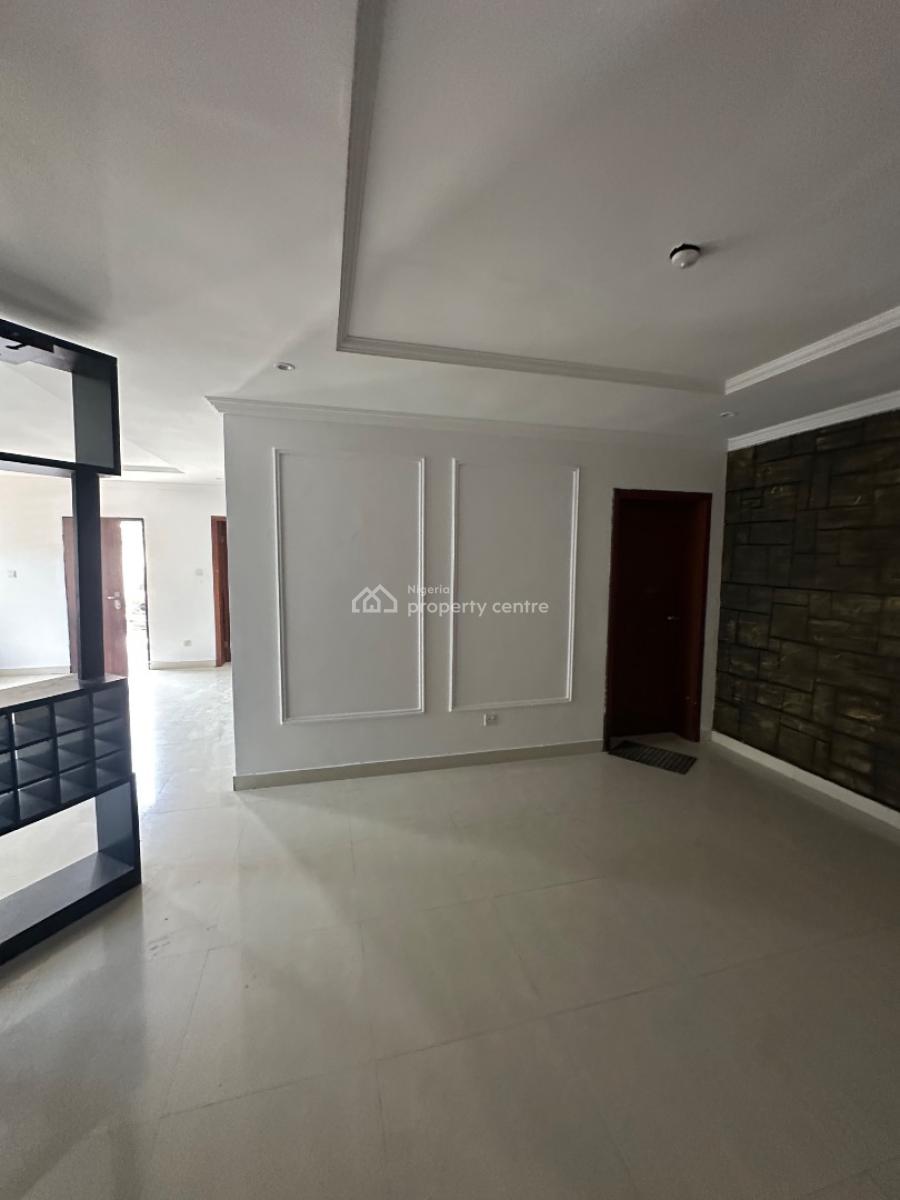 Nice 3 Bedroom Apartment with Bq, Castle and Temple Drive, Lekki Phase 1, Lekki, Lagos, Flat / Apartment for Rent