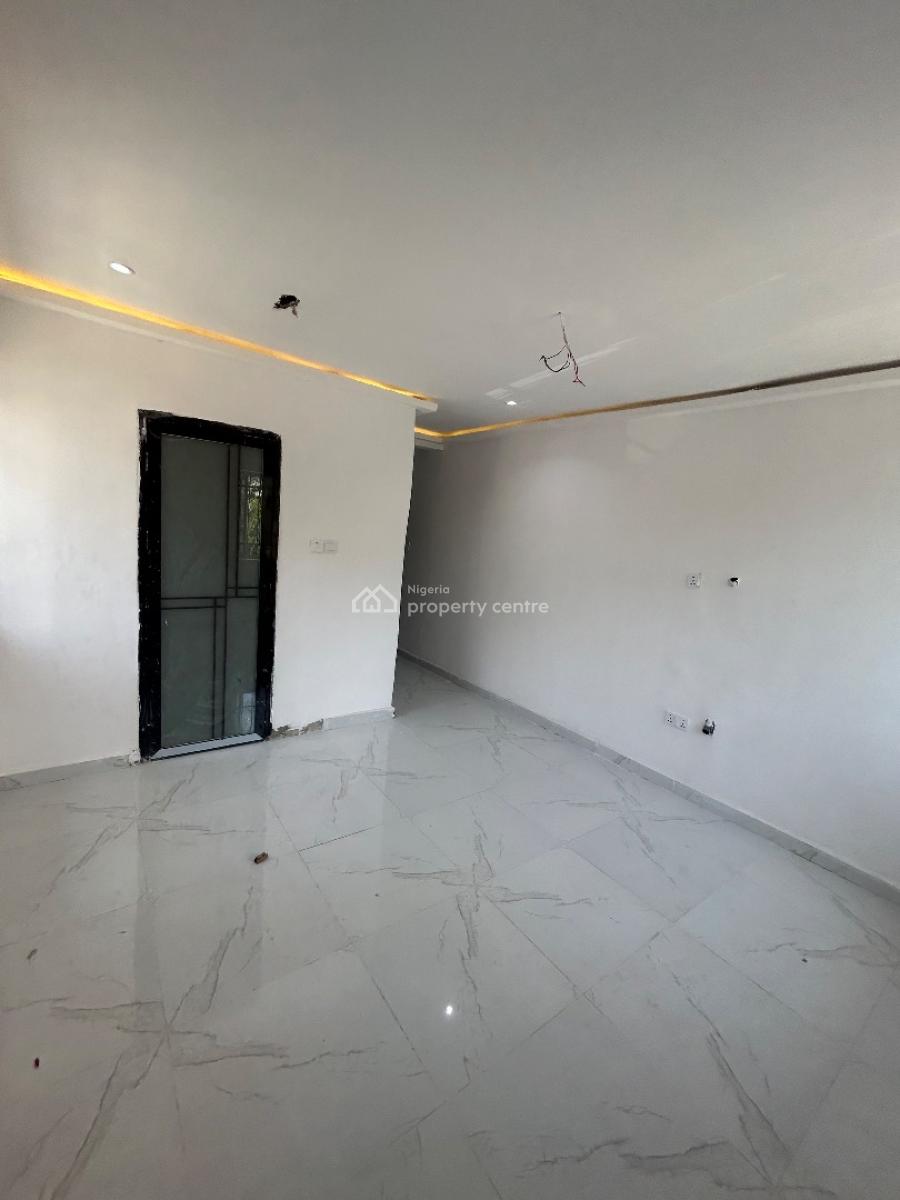 Well Maintained and Spacious 2 Bedroom Apartment, Oniru, Victoria Island (vi), Lagos, Flat / Apartment for Rent