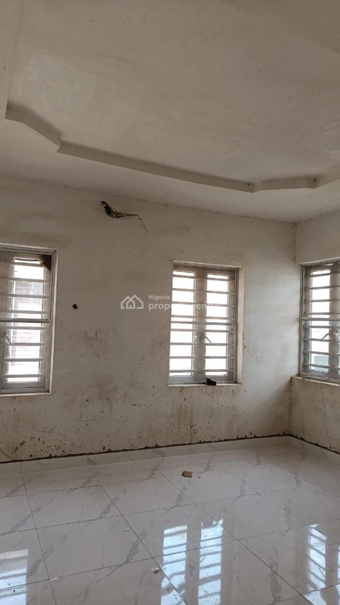 a Spacious 3 Bedroom Apartment, Conservation Road Chevron, Lekki, Lagos, Flat / Apartment for Rent