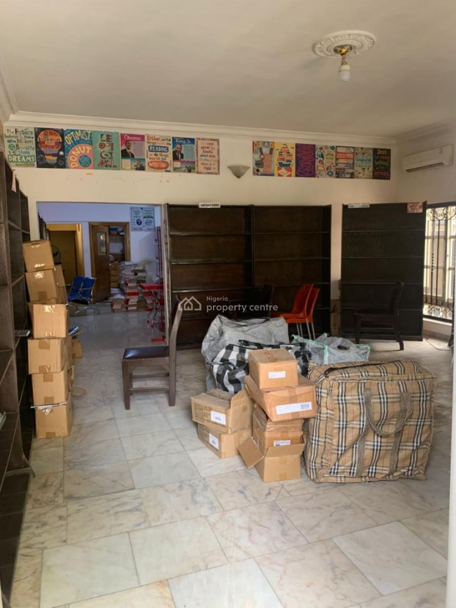 3 Bedroom Apartment  (office Use Only), Lekki Phase 1, Lekki, Lagos, Flat / Apartment for Rent