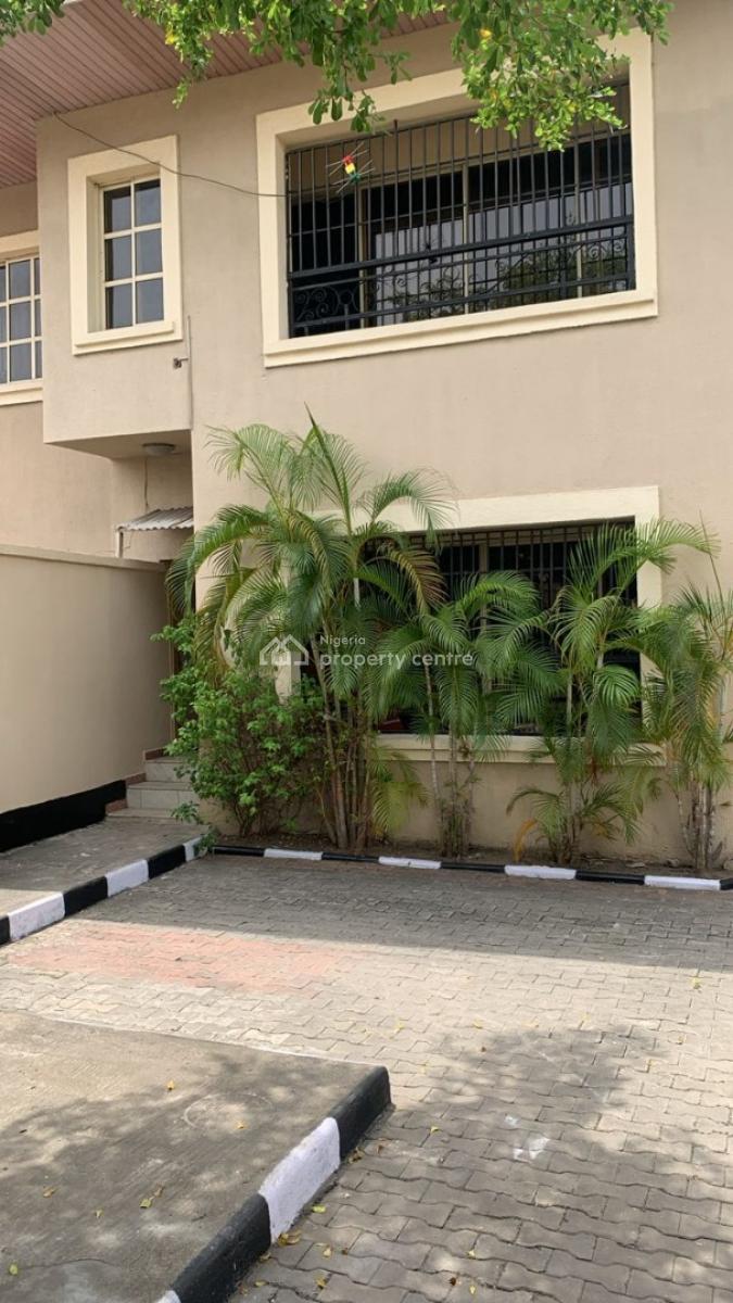 3 Bedroom Apartment  (office Use Only), Lekki Phase 1, Lekki, Lagos, Flat / Apartment for Rent