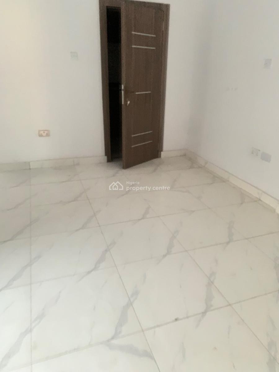 Newly Built 2 Bedroom Apartment All Rooms En-suite with Fitted Kitchen, Bakare Estate, Agungi, Lekki, Lagos, Flat / Apartment for Rent