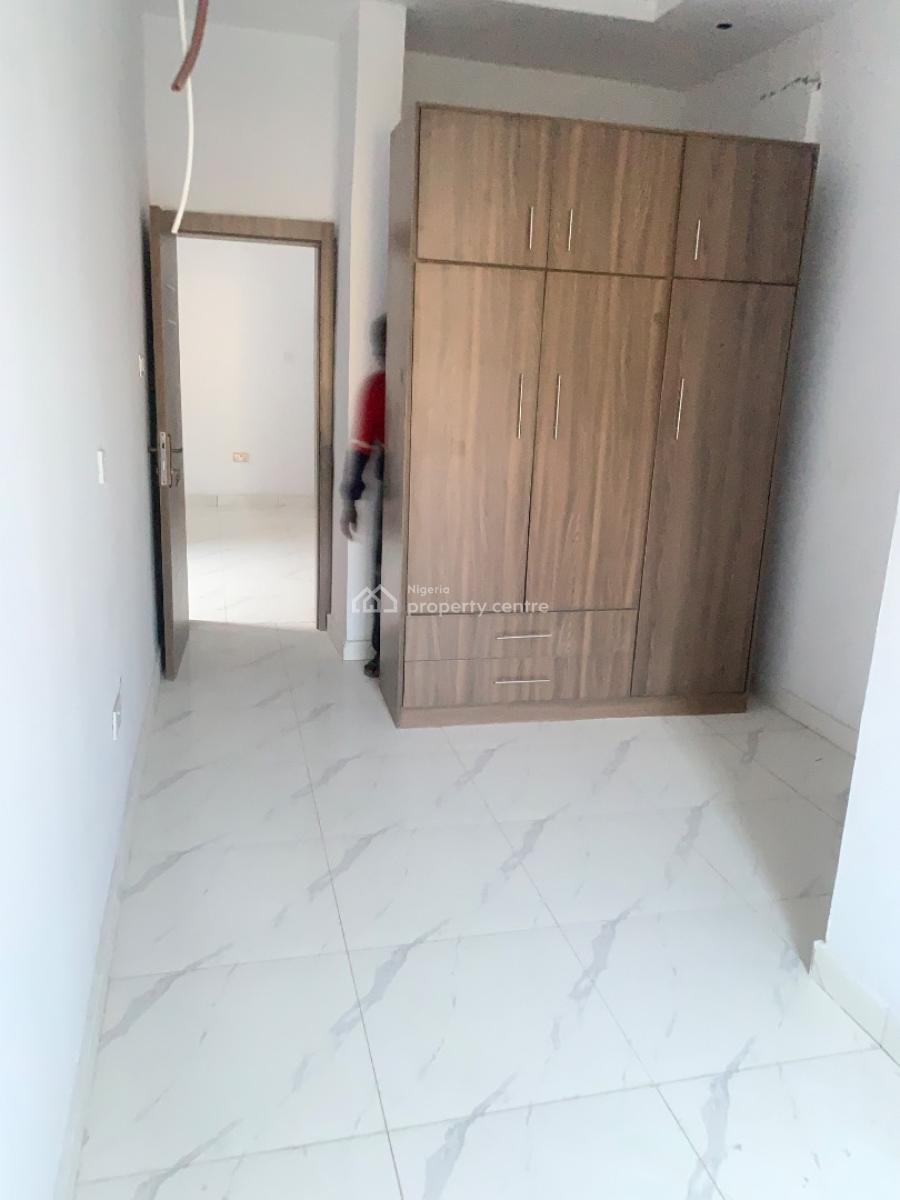 Newly Built 2 Bedroom Apartment All Rooms En-suite with Fitted Kitchen, Bakare Estate, Agungi, Lekki, Lagos, Flat / Apartment for Rent