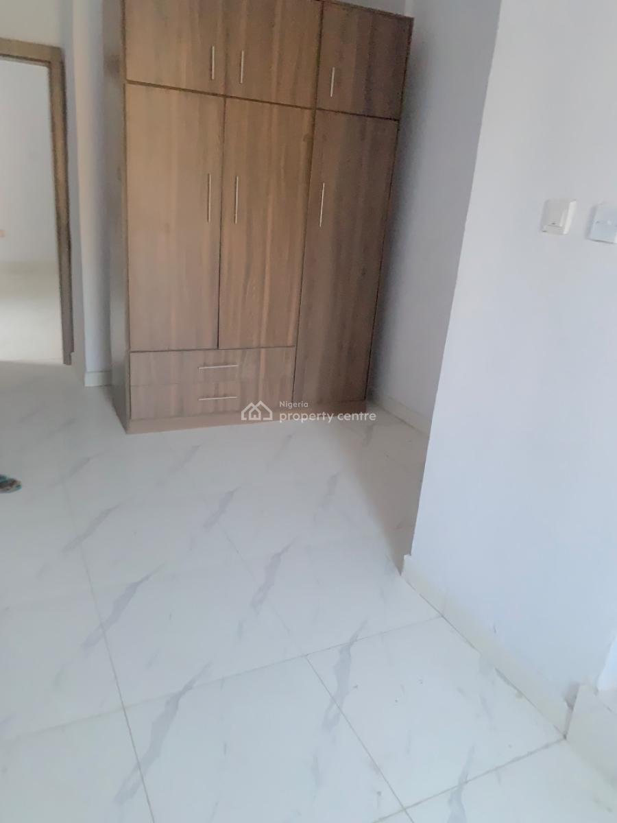 Newly Built 2 Bedroom Apartment All Rooms En-suite with Fitted Kitchen, Bakare Estate, Agungi, Lekki, Lagos, Flat / Apartment for Rent
