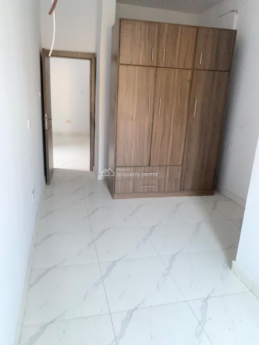 Newly Built 2 Bedroom Apartment All Rooms En-suite with Fitted Kitchen, Bakare Estate, Agungi, Lekki, Lagos, Flat / Apartment for Rent