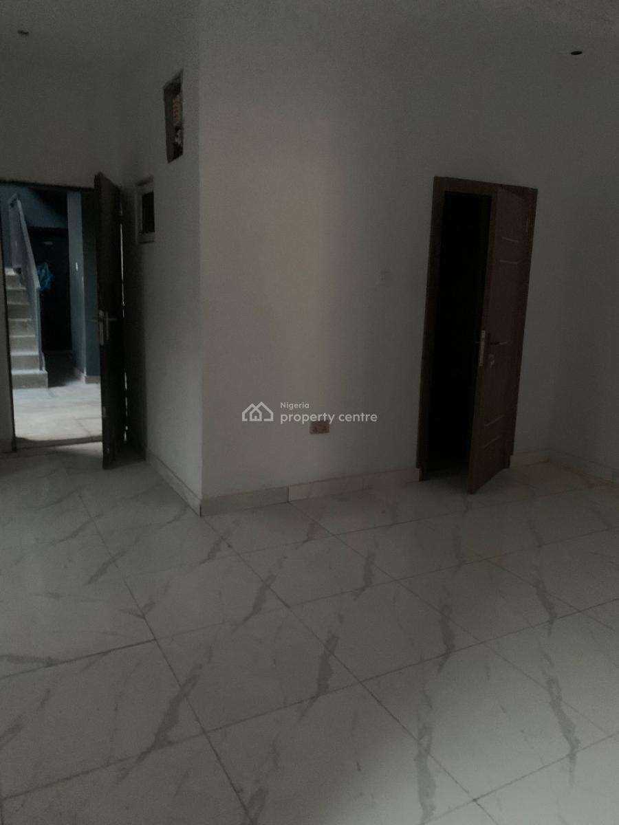 Newly Built 2 Bedroom Apartment All Rooms En-suite with Fitted Kitchen, Bakare Estate, Agungi, Lekki, Lagos, Flat / Apartment for Rent