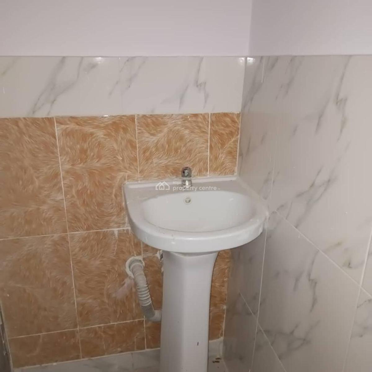 Well Maintained 1 Bedroom Apartment Available, Oniru Estate, Oniru, Victoria Island (vi), Lagos, Mini Flat (room and Parlour) for Rent