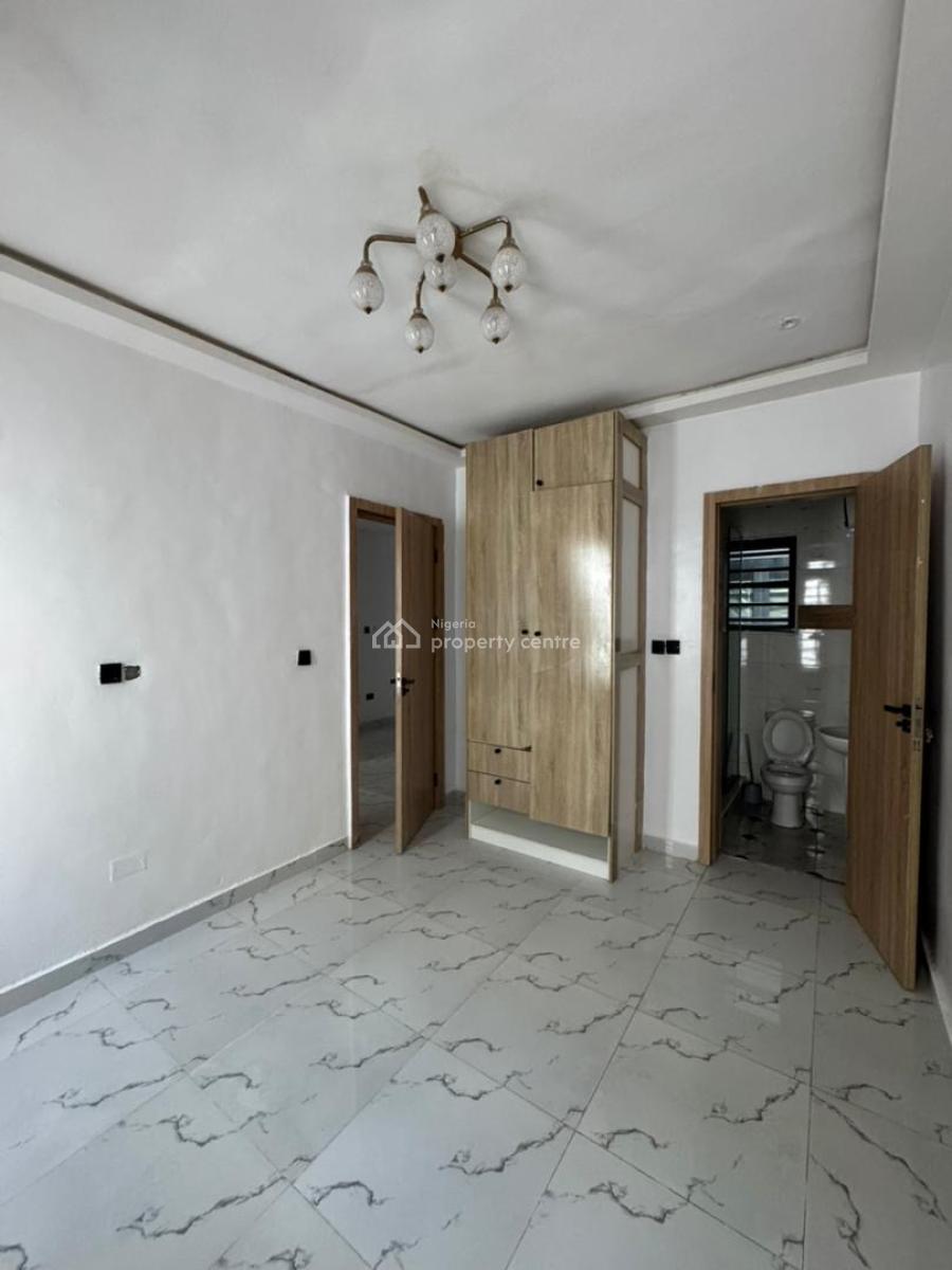 2 Bedroom Apartment, Ologolo, Lekki, Lagos, Flat / Apartment for Rent