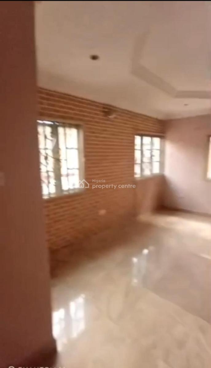 Lovely 3 Bedroom Flat, Bolajide Avenue Sawmill, Gbagada, Lagos, Flat / Apartment for Rent