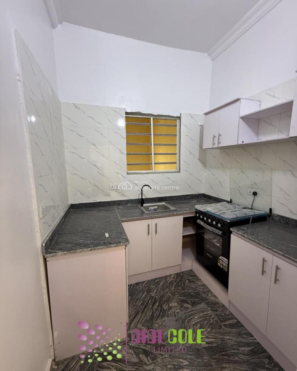 2 Bedroom Flat, Lekki Phase 1, Lekki, Lagos, Flat / Apartment for Rent