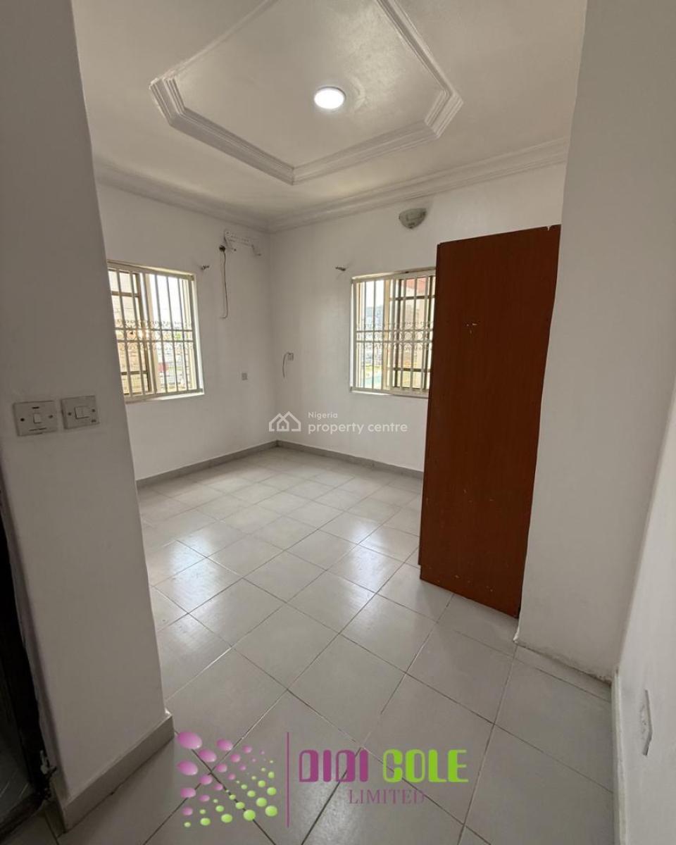 2 Bedroom Flat, Lekki Phase 1, Lekki, Lagos, Flat / Apartment for Rent