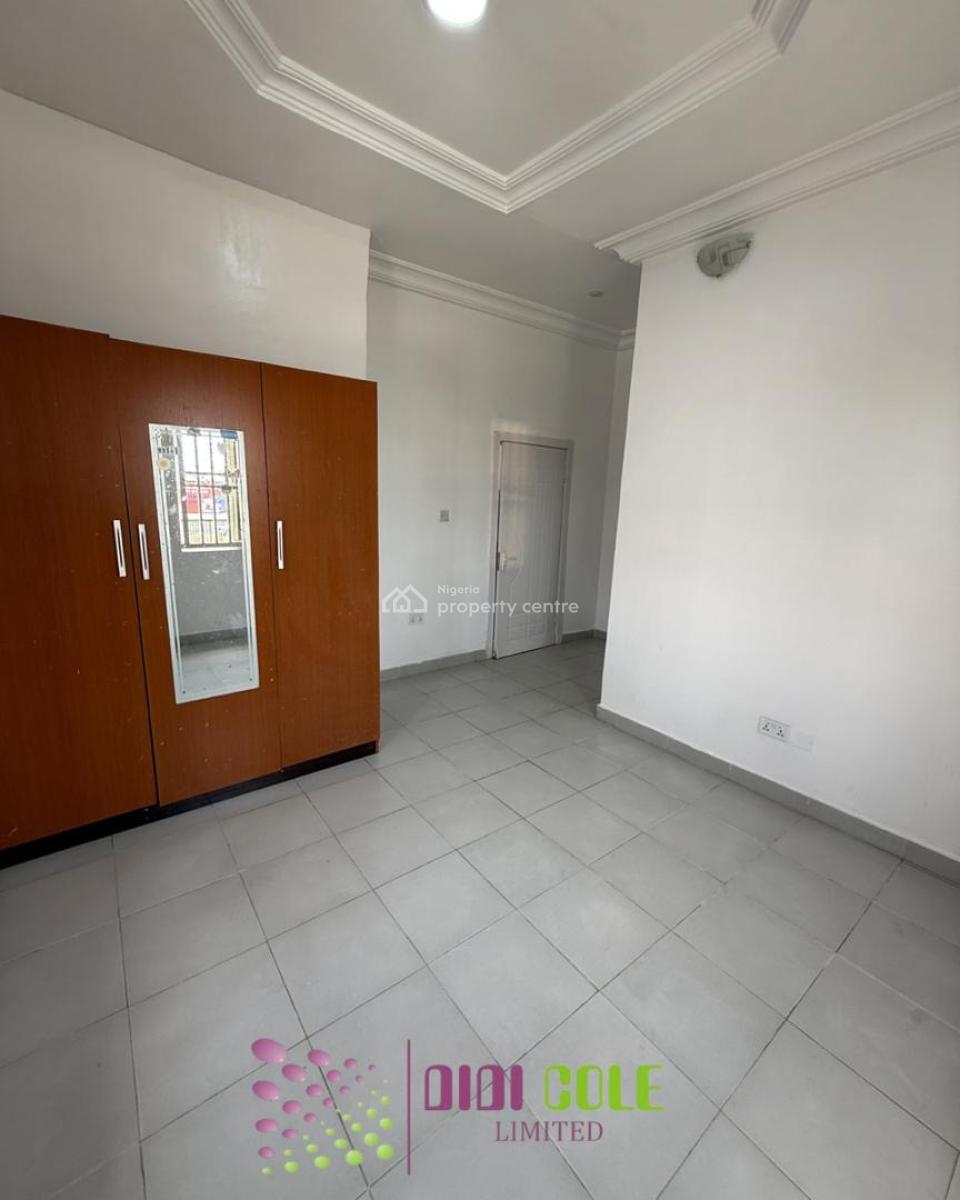 2 Bedroom Flat, Lekki Phase 1, Lekki, Lagos, Flat / Apartment for Rent