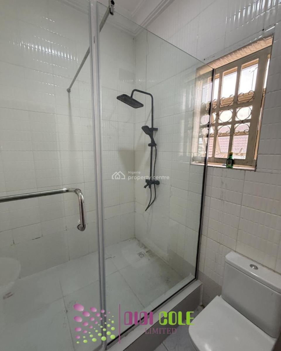 2 Bedroom Flat, Lekki Phase 1, Lekki, Lagos, Flat / Apartment for Rent