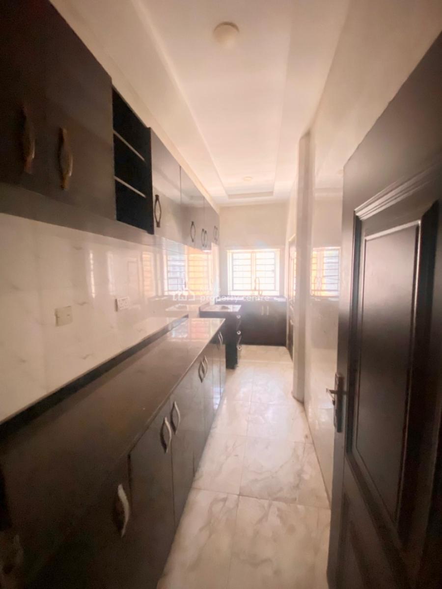 Spacious 2 Bedroom Modern Apartment with Bq in a Secured Estate, Vgc, Lekki, Lagos, Flat / Apartment for Rent