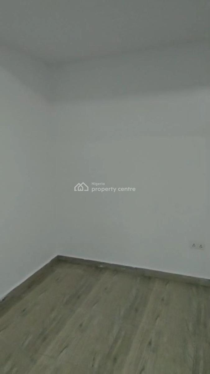 Office/commercial Space Measuring 57.29sqm+ 2 Toilets Ground Floor, a Series, Lekki Phase 1, Lekki, Lagos, Office Space for Rent