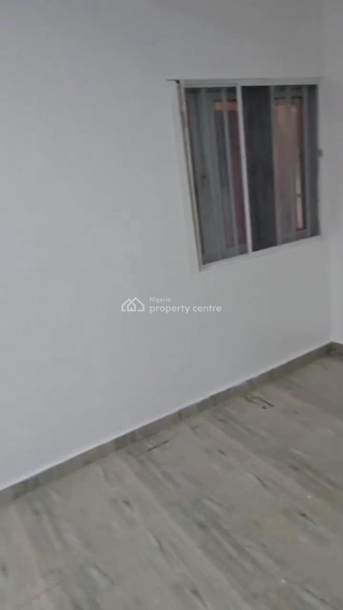 Office/commercial Space Measuring 57.29sqm+ 2 Toilets Ground Floor, a Series, Lekki Phase 1, Lekki, Lagos, Office Space for Rent