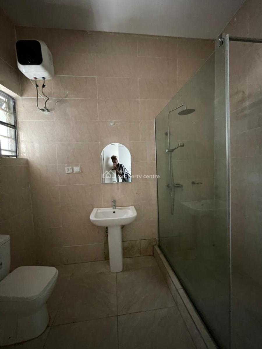 Highly Spacious Newly Renovated 4 Bedroom Terrace Duplex with a Bq, Vgc, Lekki, Lagos, Terraced Duplex for Rent