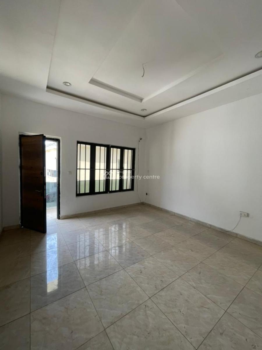 Highly Spacious Newly Renovated 4 Bedroom Terrace Duplex with a Bq, Vgc, Lekki, Lagos, Terraced Duplex for Rent