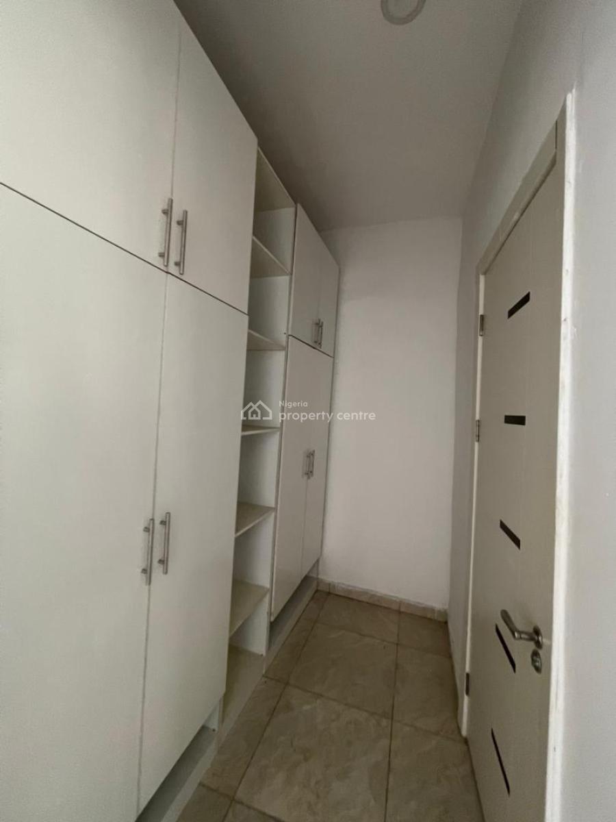 Highly Spacious Newly Renovated 4 Bedroom Terrace Duplex with a Bq, Vgc, Lekki, Lagos, Terraced Duplex for Rent