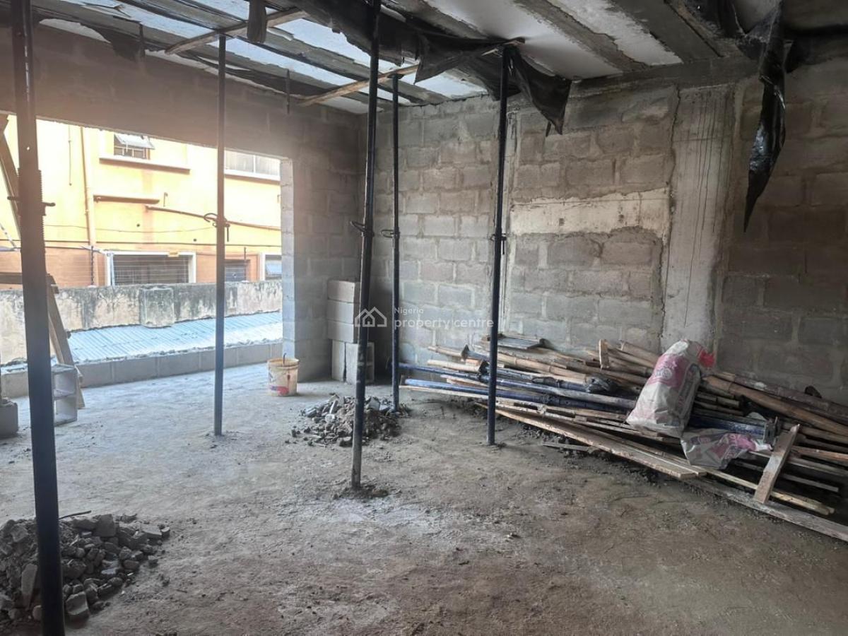 4-bedroom Maisonette, Onike, Yaba, Lagos, House for Sale