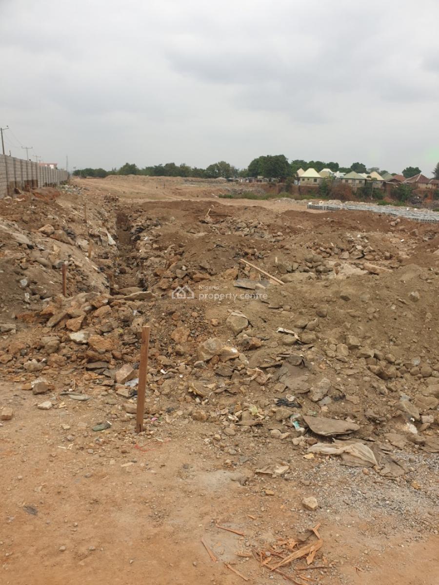 300aqm Estate Plot of Land for a 5 Bedroom Semi-detached Duplex, Dakwo, Abuja, Residential Land for Sale