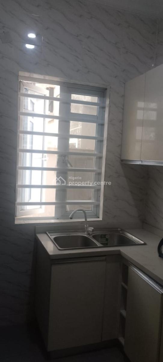 2 Bedroom Apartment, Off Monastery Road, Sangotedo, Ajah, Lagos, Flat / Apartment for Rent
