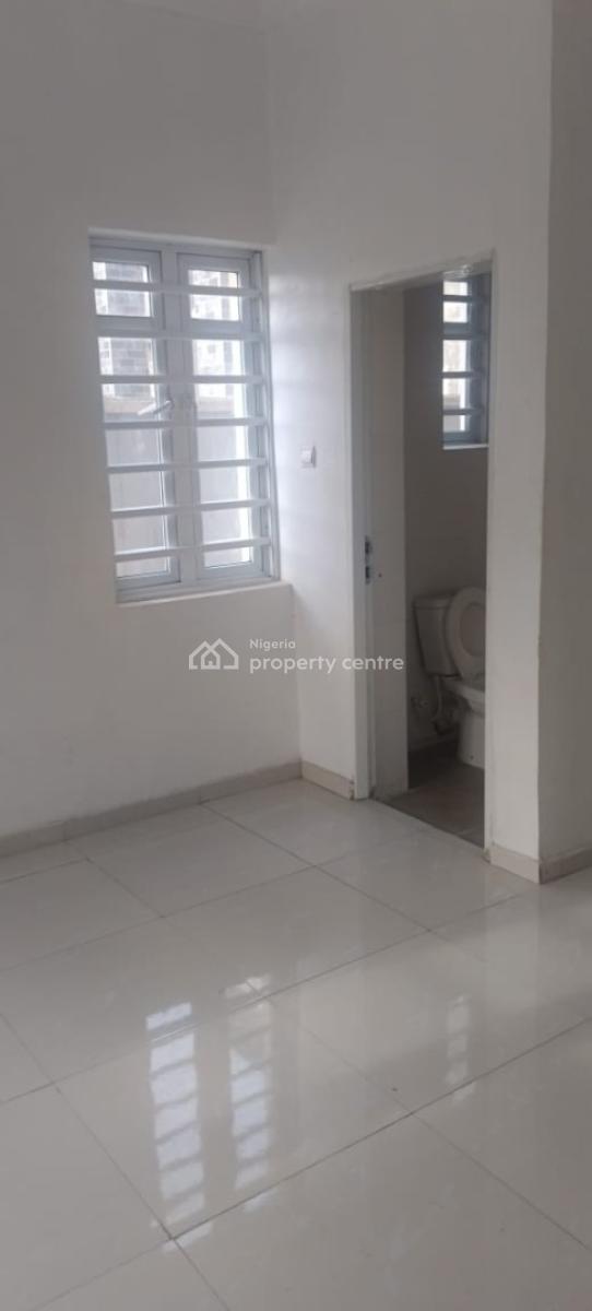 2 Bedroom Apartment, Off Monastery Road, Sangotedo, Ajah, Lagos, Flat / Apartment for Rent