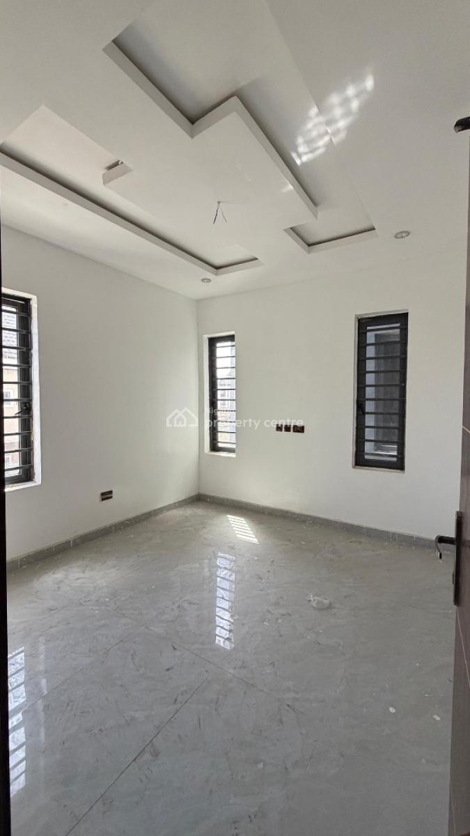 Newly Built 2 Bedroom Apartment, Surulere, Lagos, Flat / Apartment for Sale
