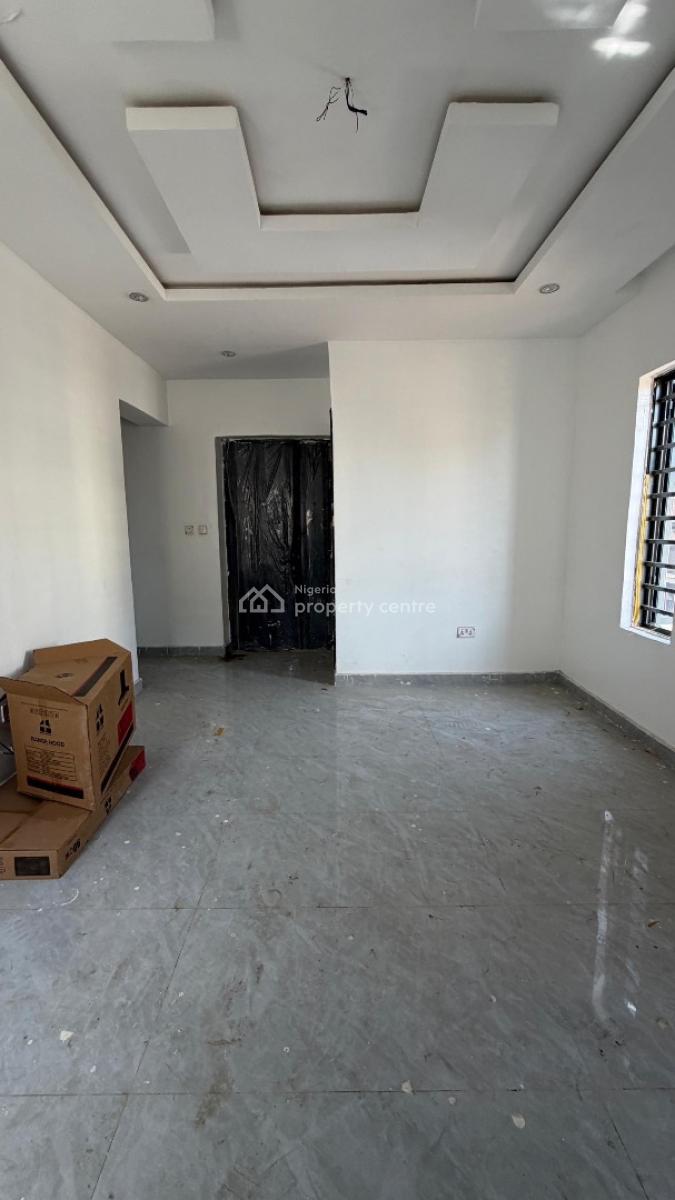Newly Built 2 Bedroom Apartment, Surulere, Lagos, Flat / Apartment for Sale