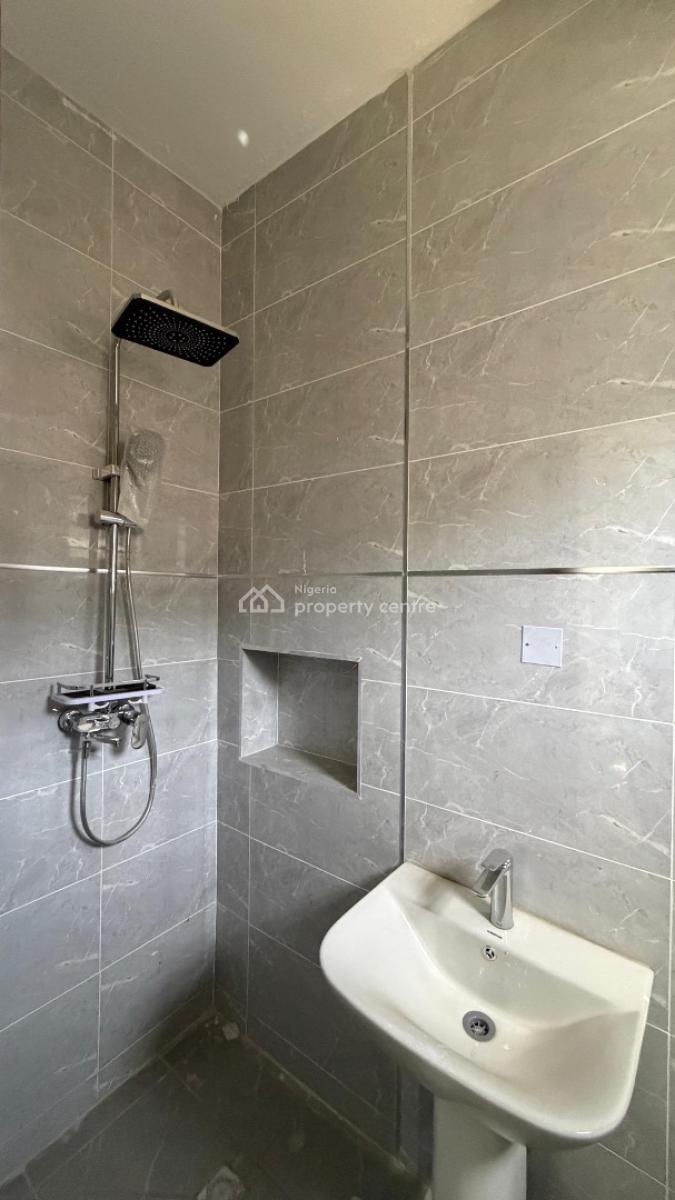 Newly Built 2 Bedroom Apartment, Surulere, Lagos, Flat / Apartment for Sale