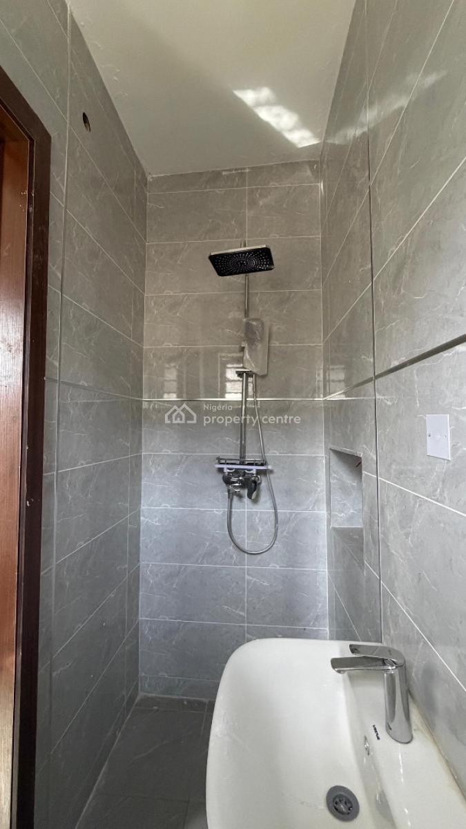 Newly Built 2 Bedroom Apartment, Surulere, Lagos, Flat / Apartment for Sale