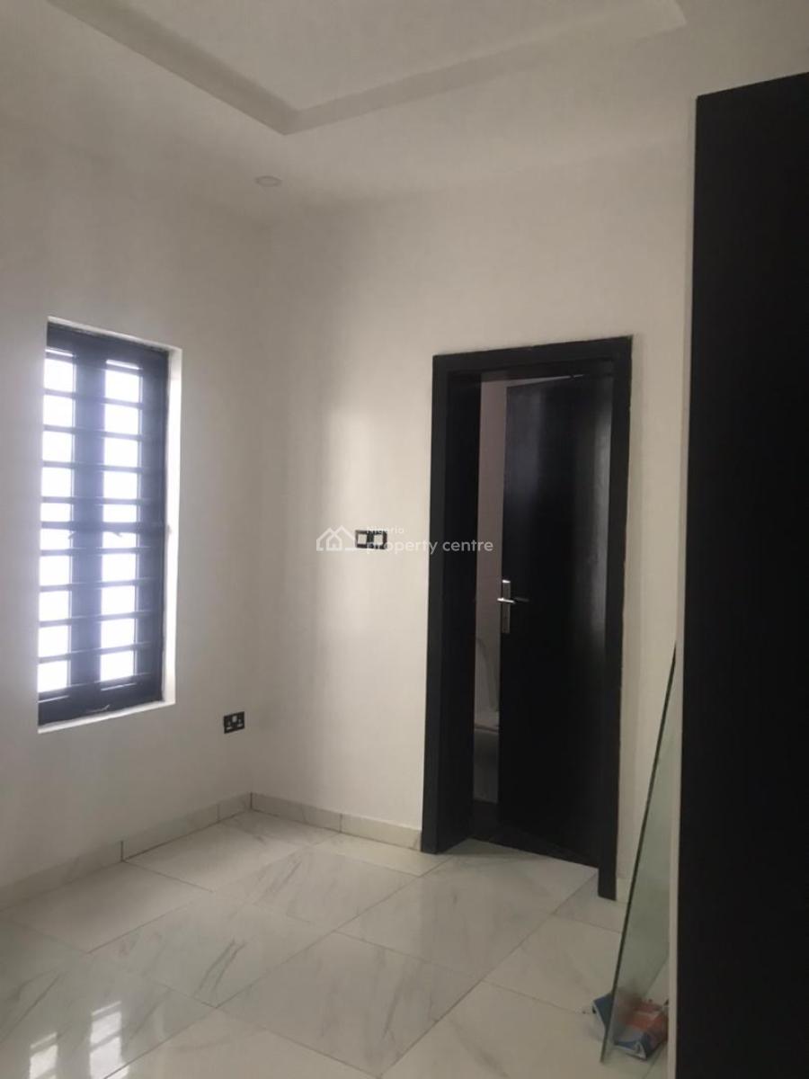 a Well Maintained 6 Bedroom Detached Duplex with Bq, Ikota, Lekki, Lagos, Detached Duplex for Rent