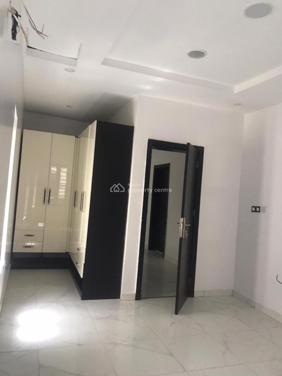 a Well Maintained 6 Bedroom Detached Duplex with Bq, Ikota, Lekki, Lagos, Detached Duplex for Rent