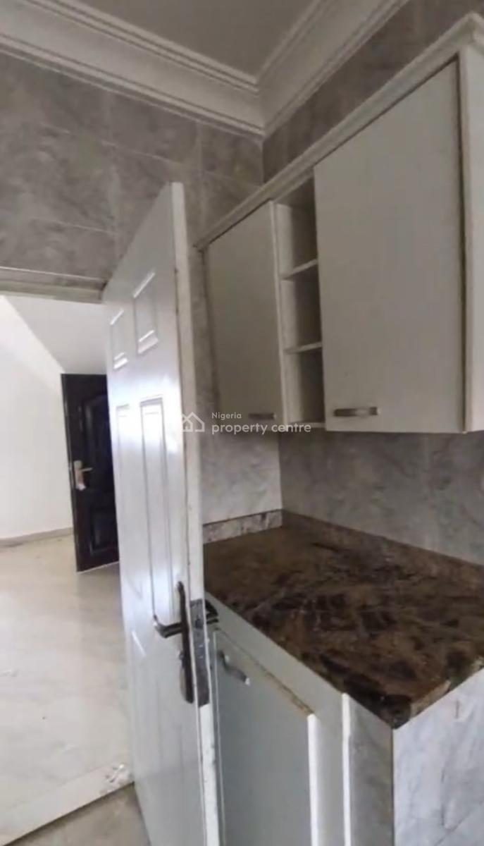 Clean Standard Spacious 1 Bedroom Flat,, Jahi, Abuja, Flat / Apartment for Rent