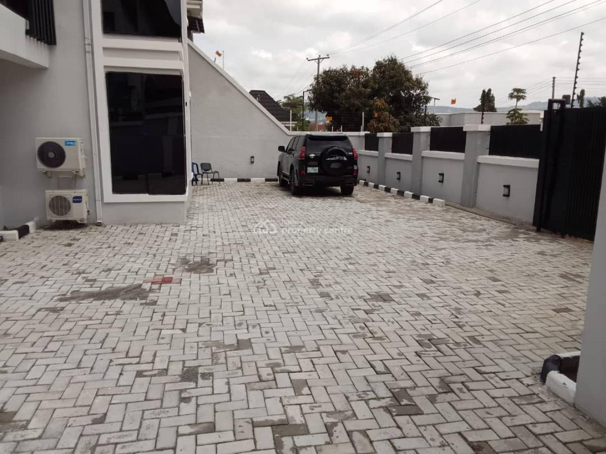 Lovely 5 Bedrooms Stand Alone Duplex,2 Room Bq,study,nice Neighborhood, Gwarimpa Main , 2nd Avenue, Secured Neighborhood, Gwarinpa, Abuja, Detached Duplex for Sale