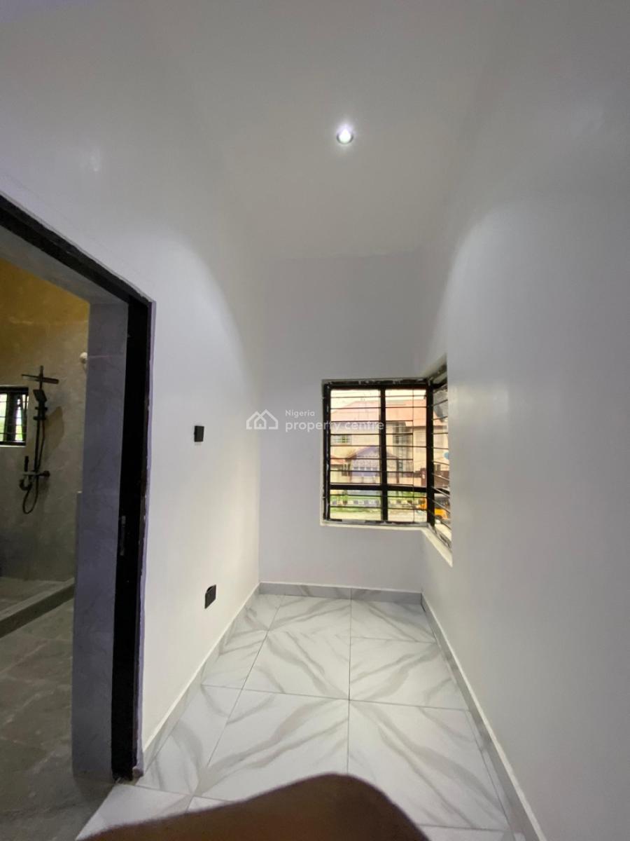 Lovely 5 Bedrooms Stand Alone Duplex,2 Room Bq,study,nice Neighborhood, Gwarimpa Main , 2nd Avenue, Secured Neighborhood, Gwarinpa, Abuja, Detached Duplex for Sale