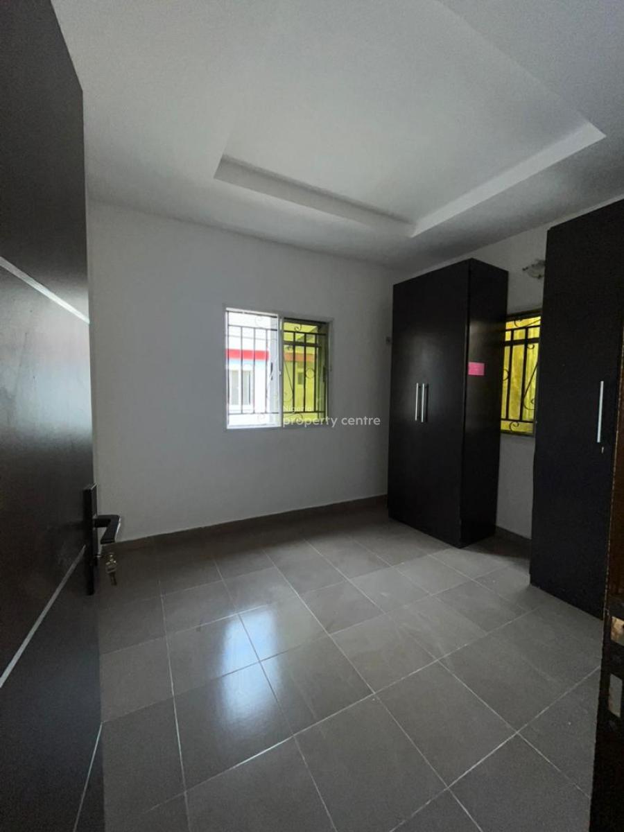 Sharp 2 Bedroom Apartment, Ilaje, Ajah, Lagos, Flat / Apartment for Rent