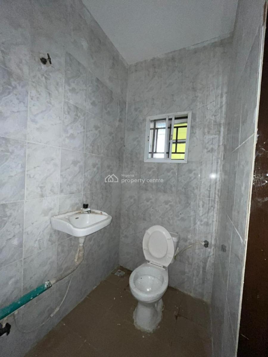 Sharp 2 Bedroom Apartment, Ilaje, Ajah, Lagos, Flat / Apartment for Rent