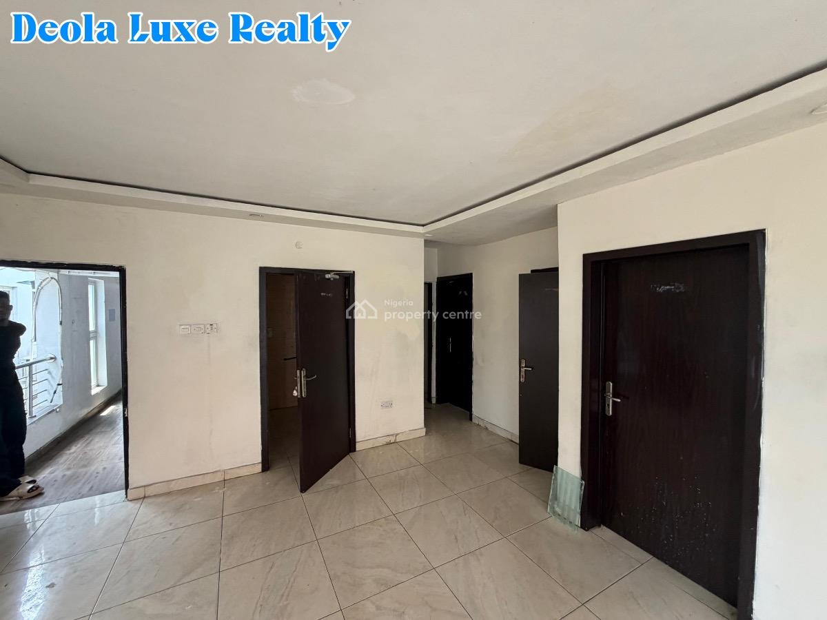 a Nice and Spacious 2 Bedrooms Apartment, Lekki Phase 1, Lekki, Lagos, Flat / Apartment for Rent