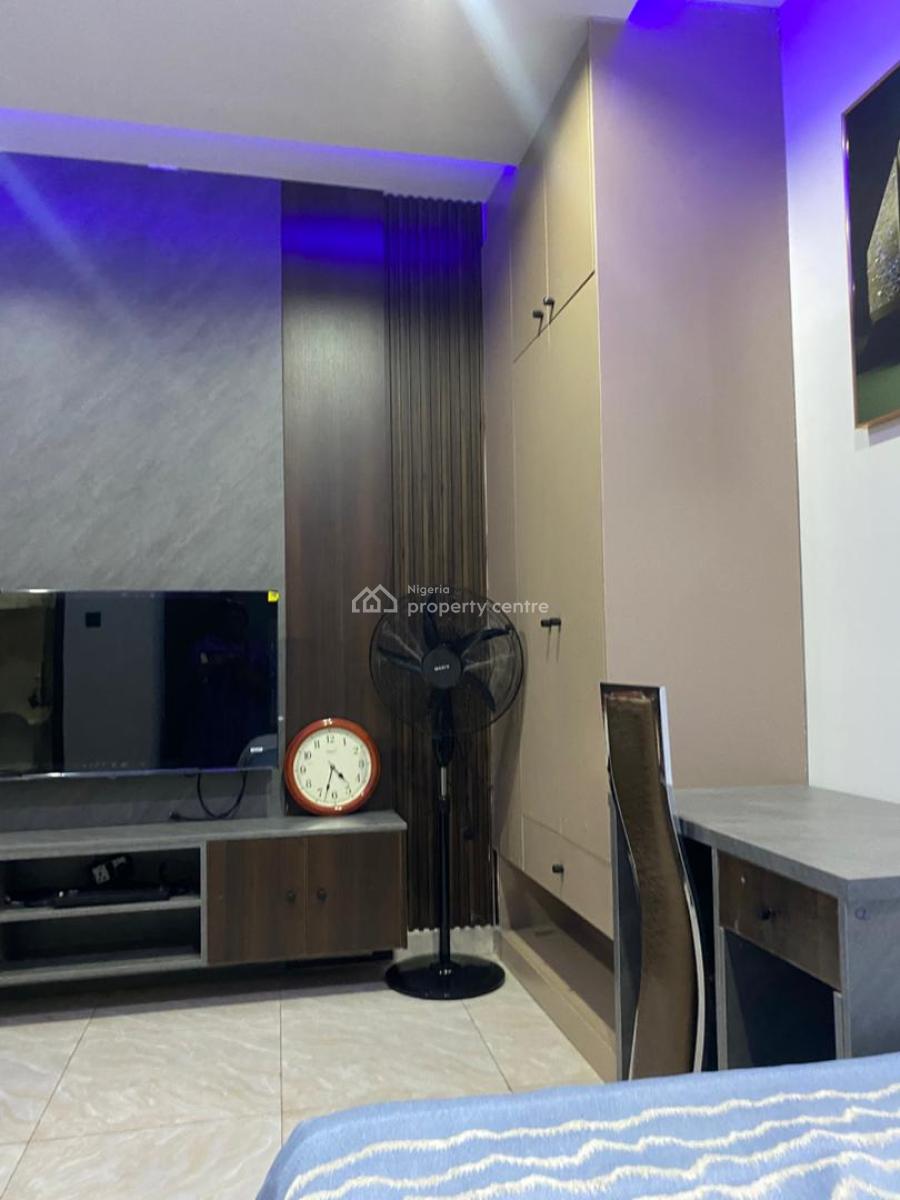 Comfortable Studio Apartments in a Mini Estate with Swimming Pool, Off Arab Road, Kubwa, Abuja, Self Contain (single Rooms) Short Let
